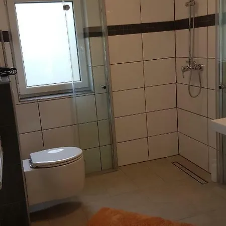 Apartamento Gemuetliches Grosszuegiges Steinbreche Barrierefrei